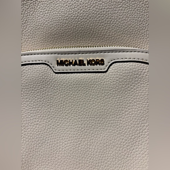 Michael Kors Light Cream Backpack - Picture 3 of 15